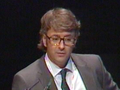 Comunicación Oral nº 41 - Escoliosis idiopáticas graves. ¿El abordaje y la instrumentación
modifican los resultados?